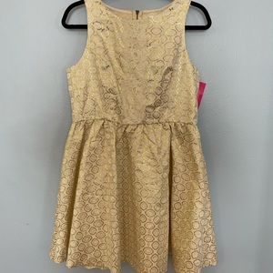 NWT Gold patterned Xhilaration Dress with Tool Lining. Size Large